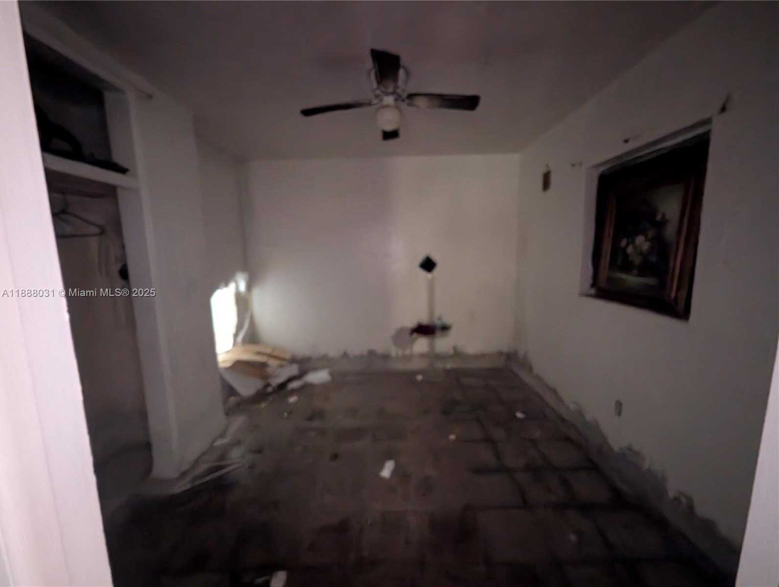 Small Image of 6470 MIRAMAR PKWY, Miramar Number 22