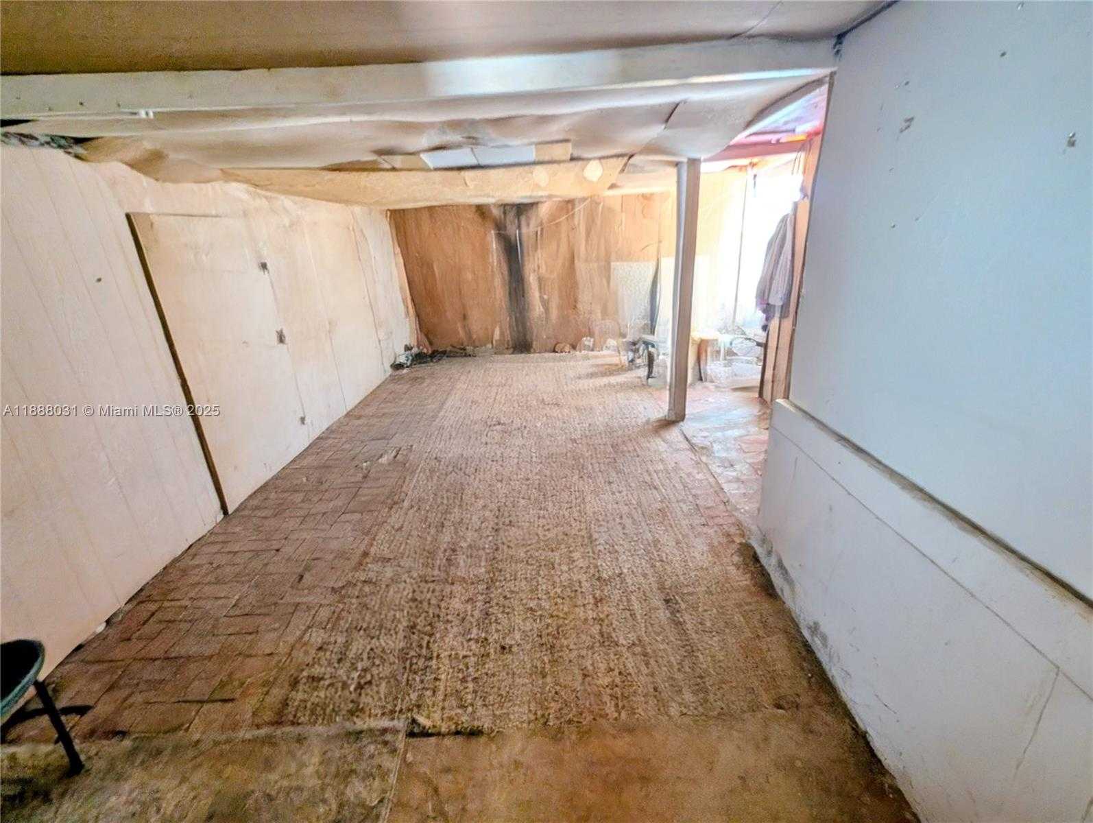 Small Image of 6470 MIRAMAR PKWY, Miramar Number 32