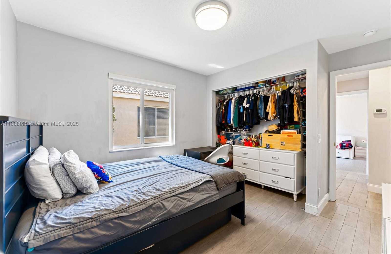Small Image of 1536 SALERNO CIR, Weston Number 15