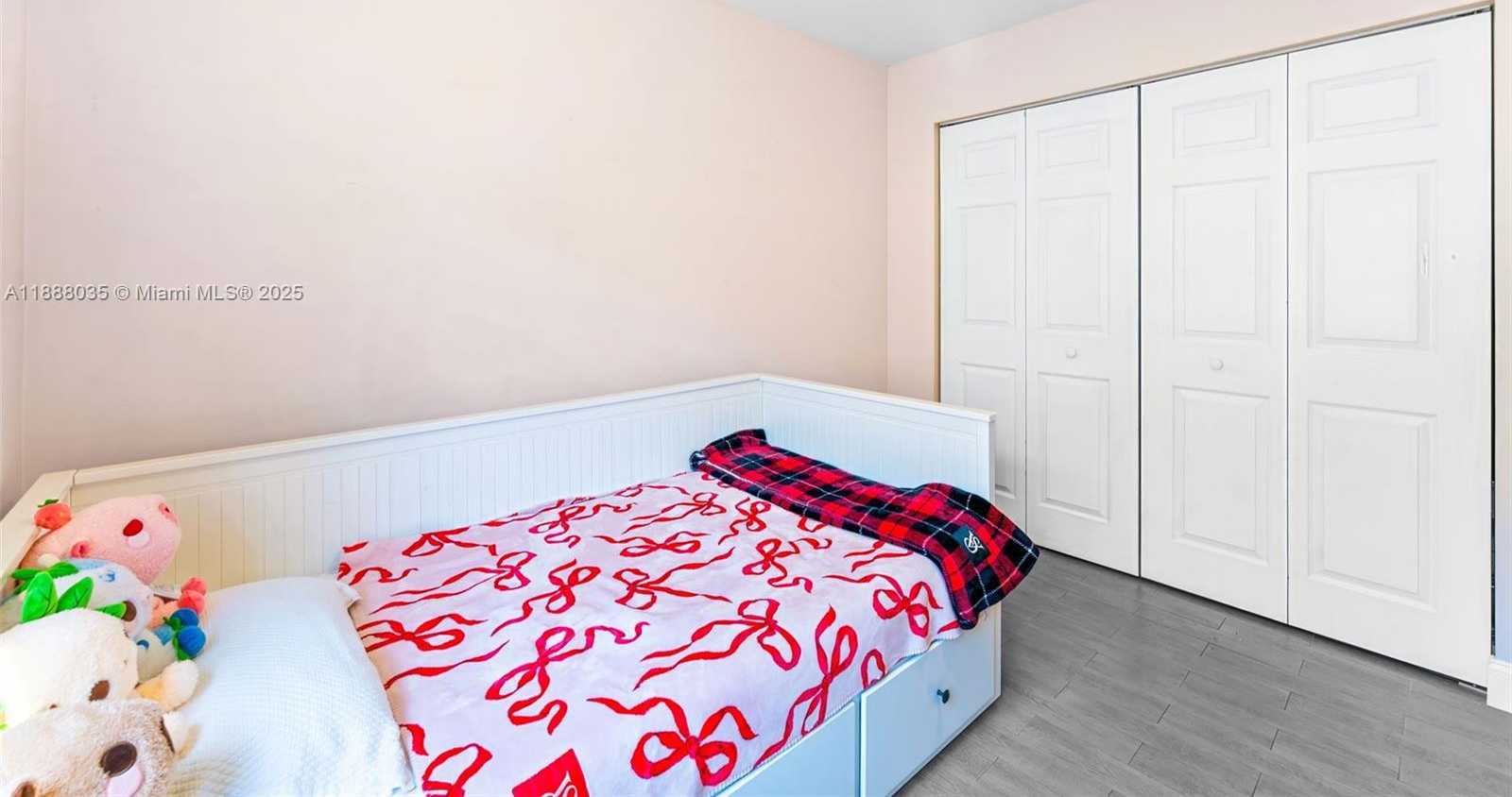 Small Image of 1536 SALERNO CIR, Weston Number 18