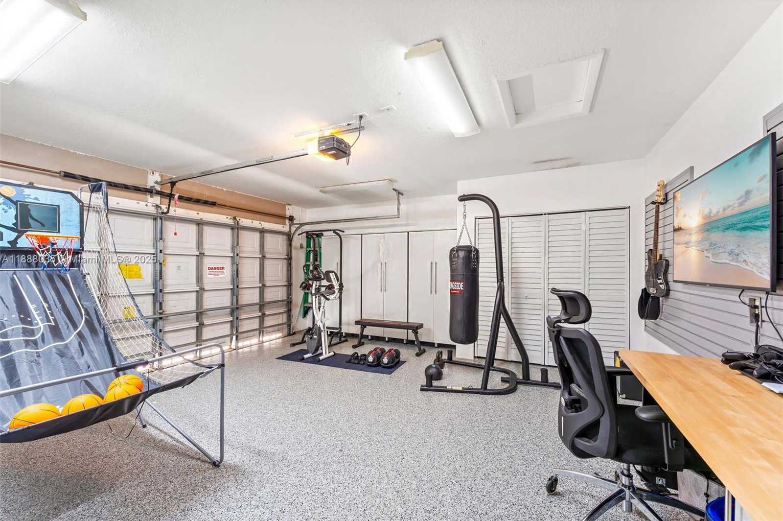 Small Image of 1536 SALERNO CIR, Weston Number 20