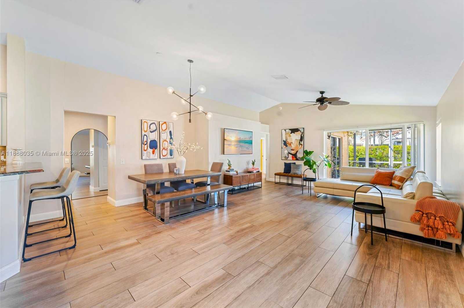 Small Image of 1536 SALERNO CIR, Weston Number 6