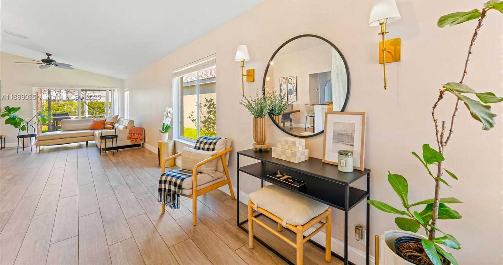 Small Image of 1536 SALERNO CIR, Weston Number 7