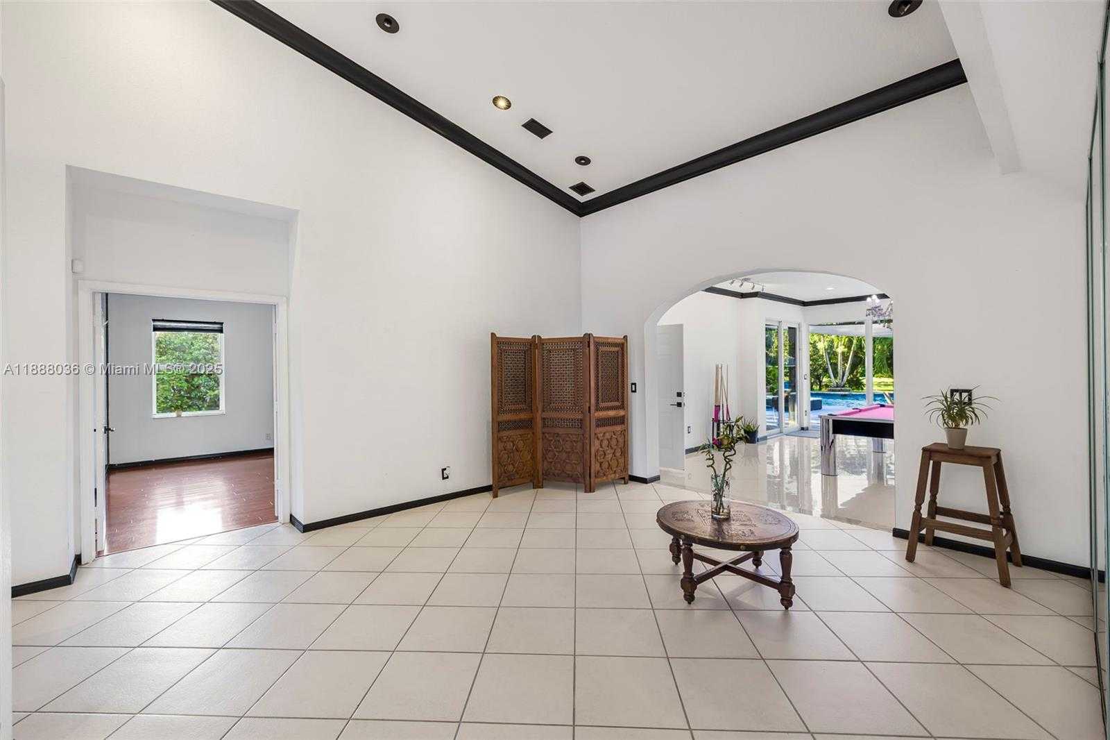 Small Image of 12555 SOUTH WEST 34TH PL, Davie Number 47