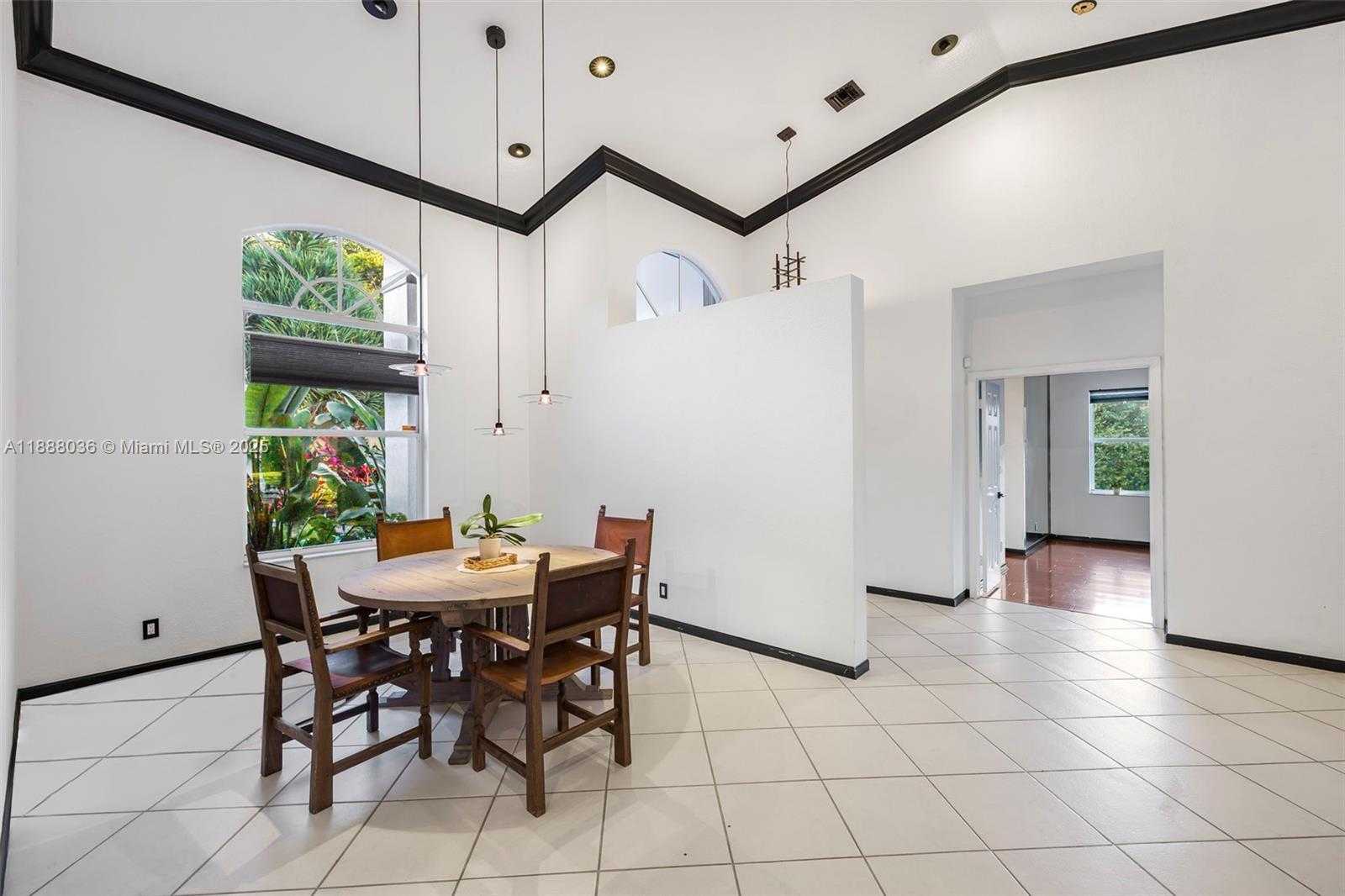 Small Image of 12555 SOUTH WEST 34TH PL, Davie Number 48