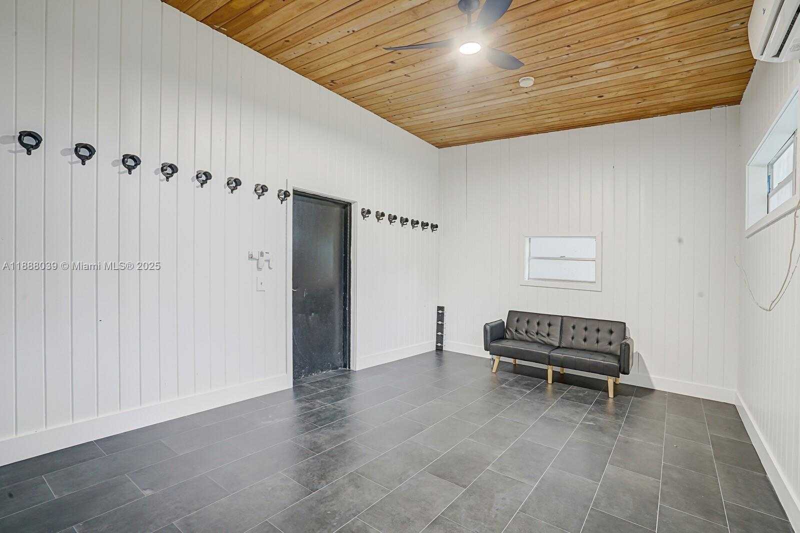 Small Image of 14390 PALM BEACH POINT BLVD, Wellington Number 12