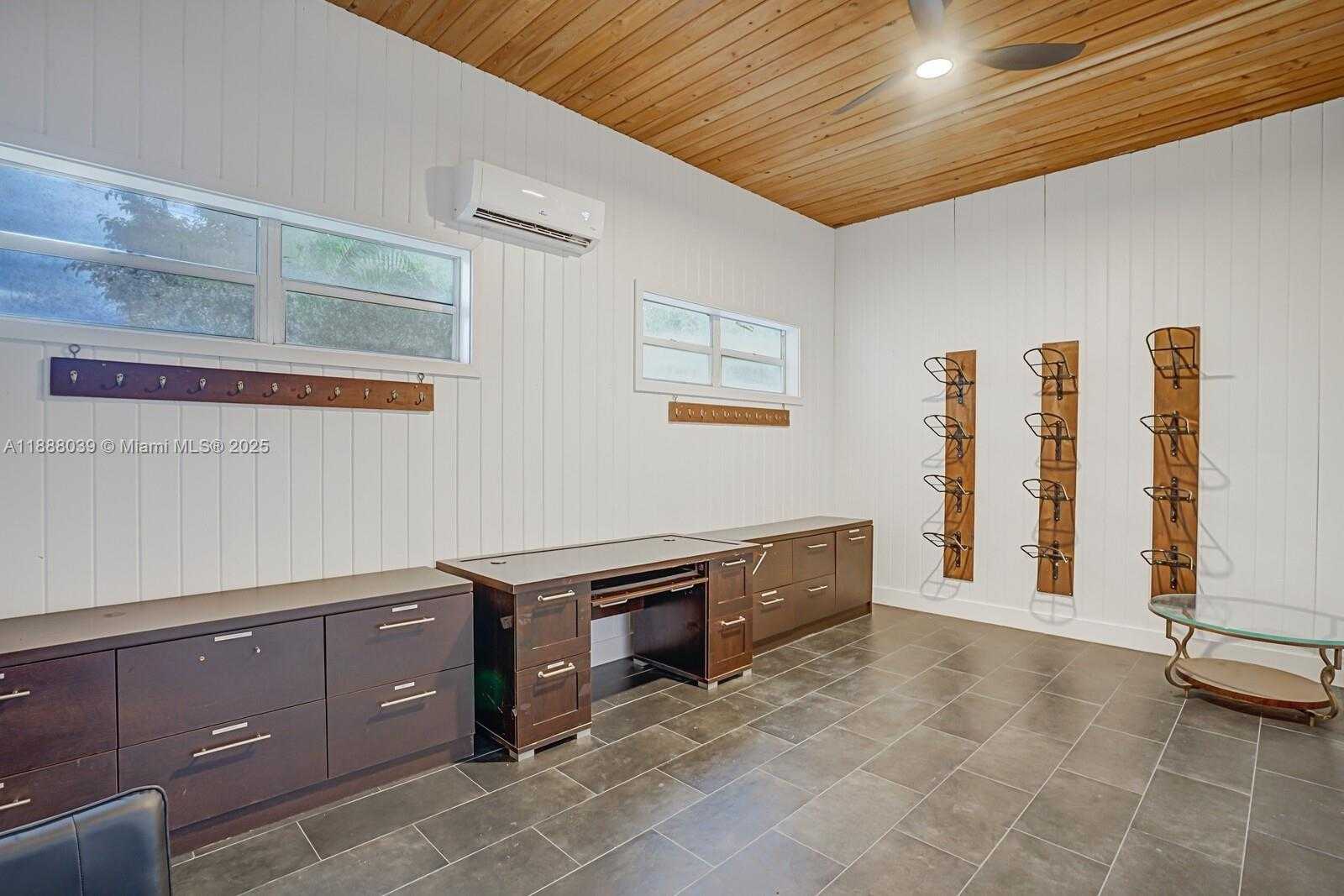 Small Image of 14390 PALM BEACH POINT BLVD, Wellington Number 13