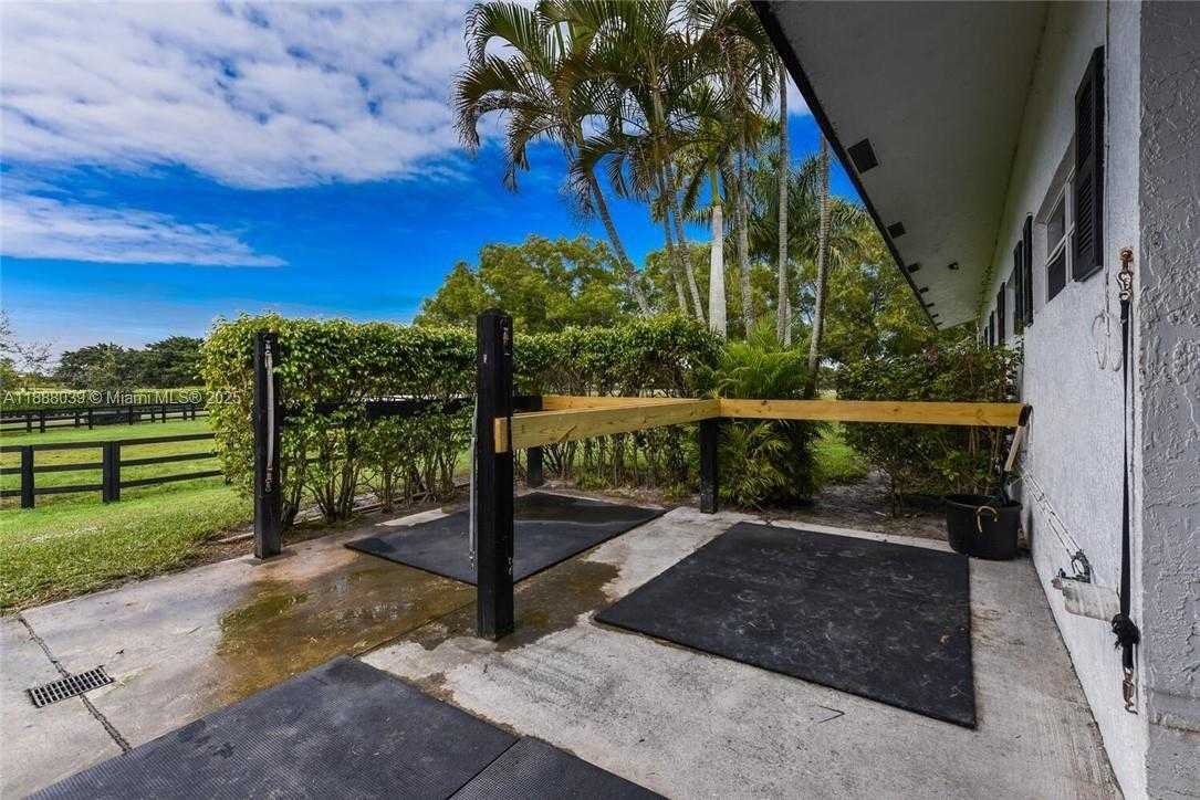 Small Image of 14390 PALM BEACH POINT BLVD, Wellington Number 20