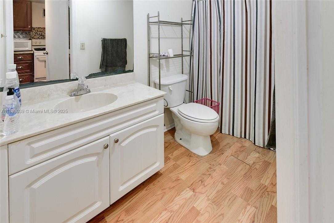 Small Image of 14390 PALM BEACH POINT BLVD, Wellington Number 31