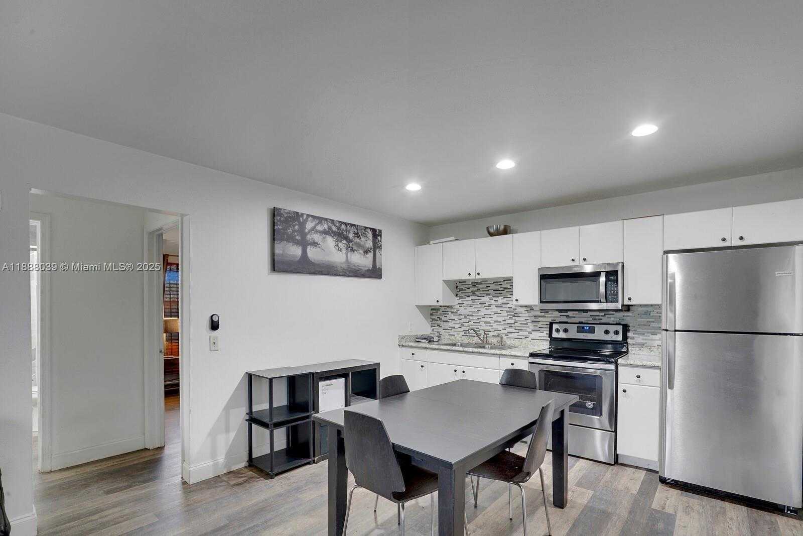 Small Image of 14390 PALM BEACH POINT BLVD, Wellington Number 42