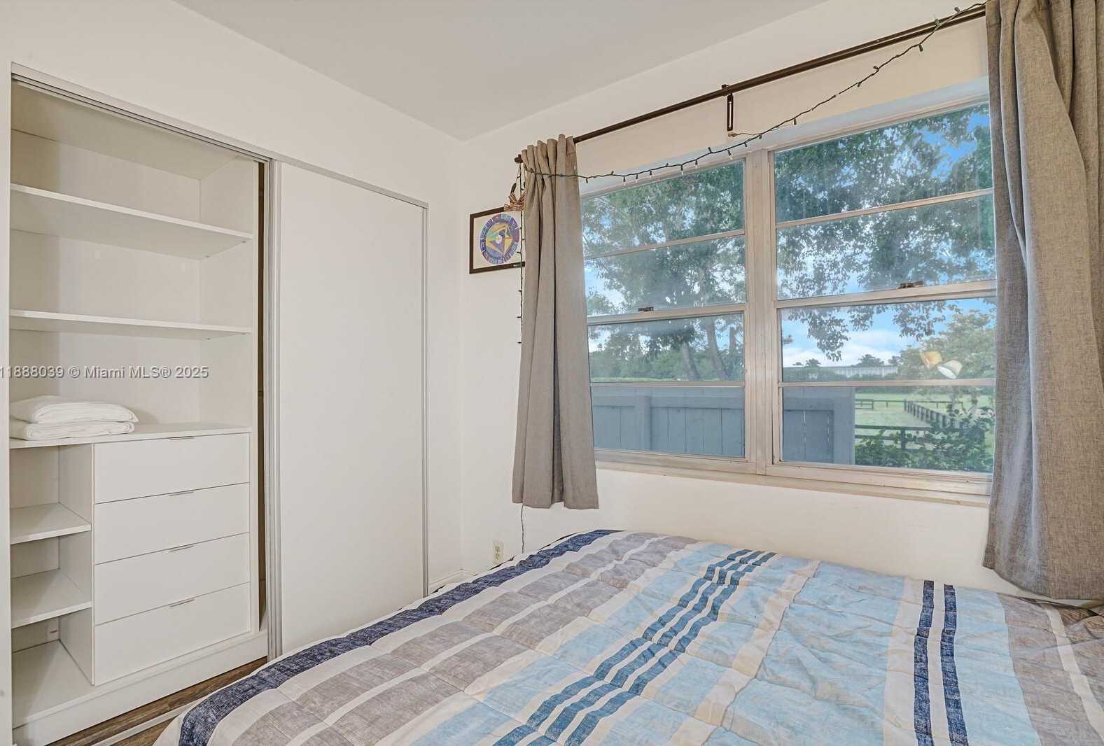 Small Image of 14390 PALM BEACH POINT BLVD, Wellington Number 48