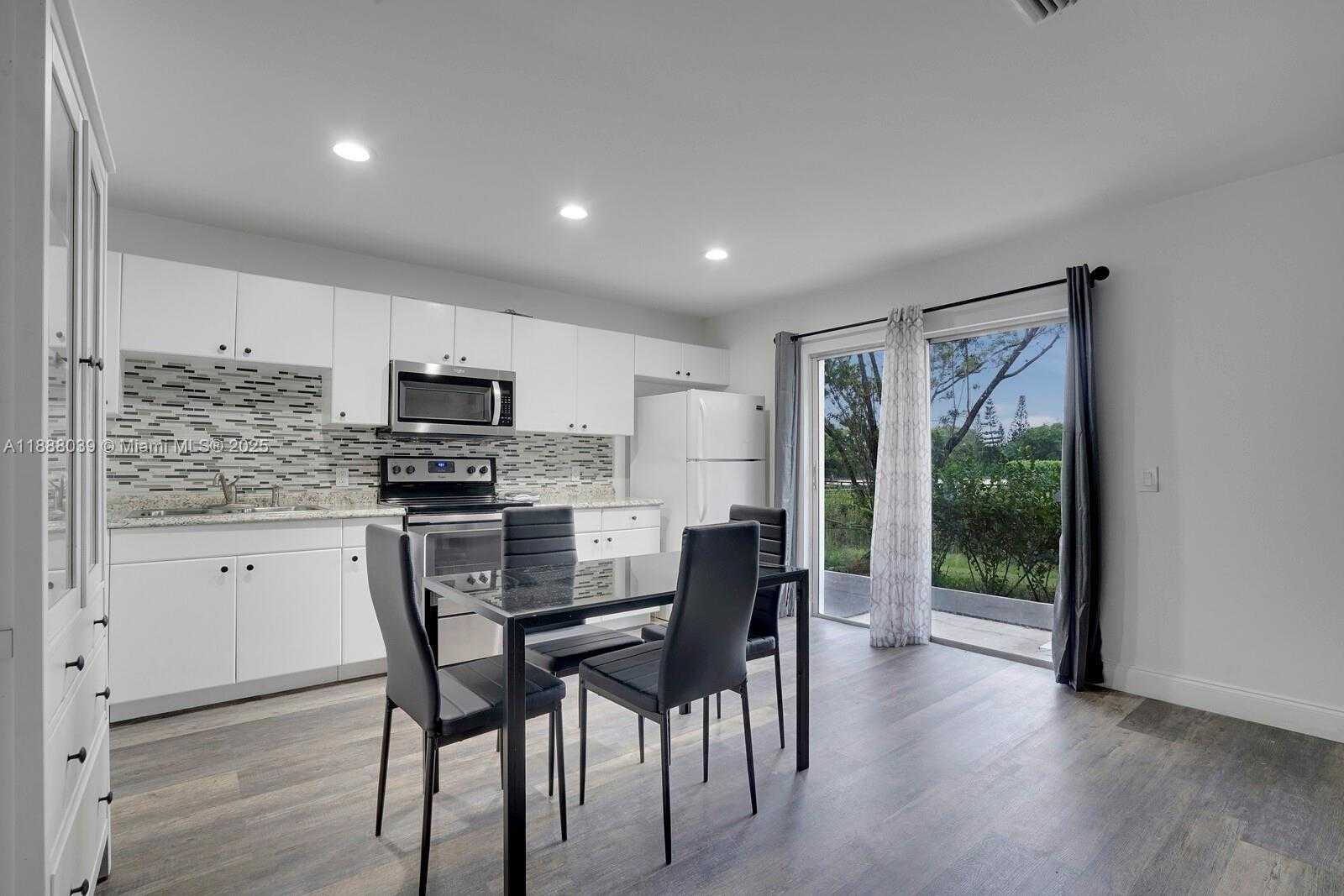 Small Image of 14390 PALM BEACH POINT BLVD, Wellington Number 51
