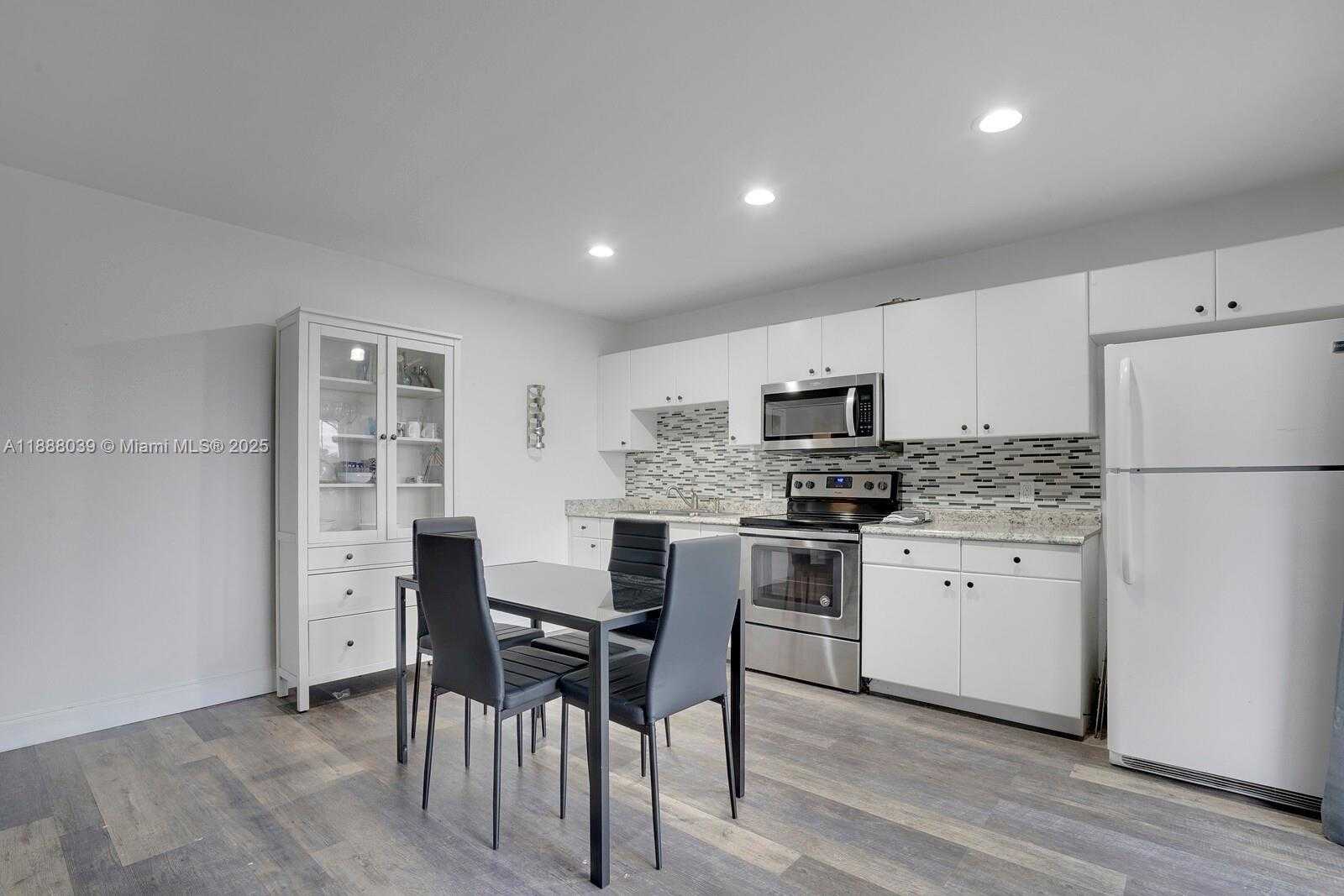 Small Image of 14390 PALM BEACH POINT BLVD, Wellington Number 52
