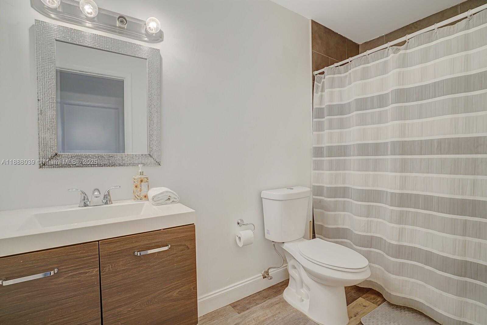 Small Image of 14390 PALM BEACH POINT BLVD, Wellington Number 56