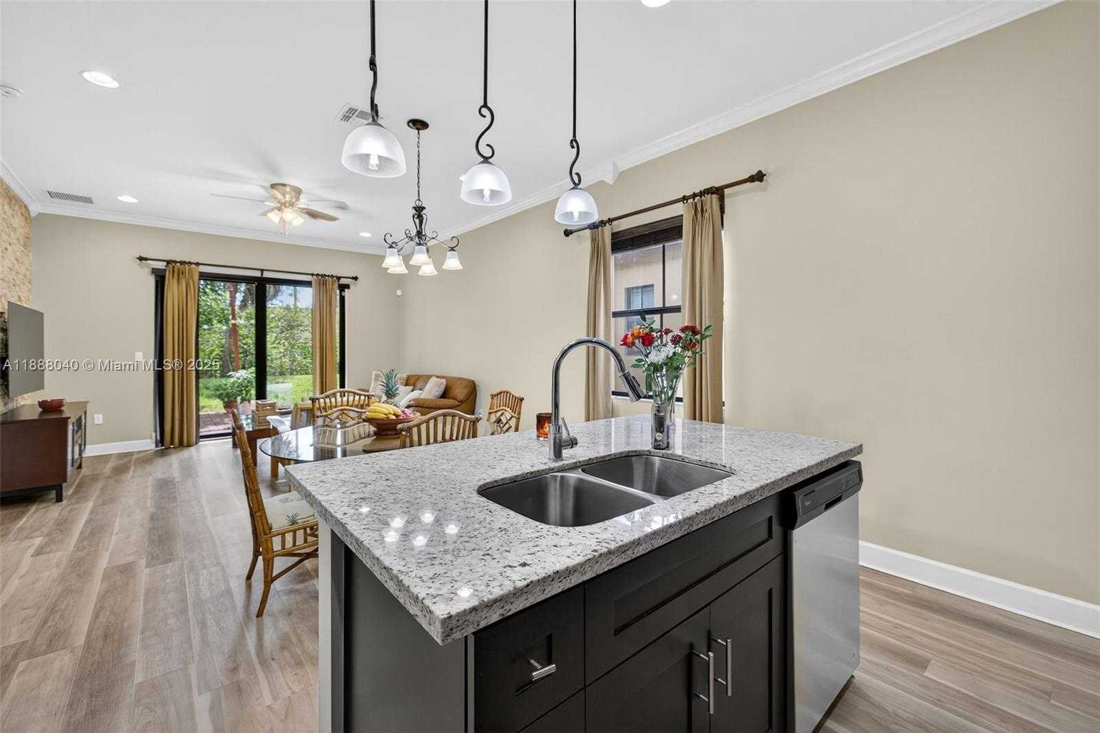 Small Image of 5316 NORTH WEST 48TH LN, Tamarac Number 16
