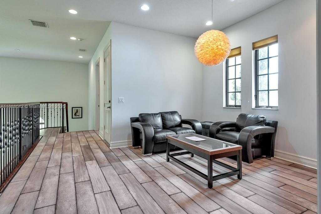 Small Image of 17931 LAKE AZURE WAY, Boca Raton Number 30