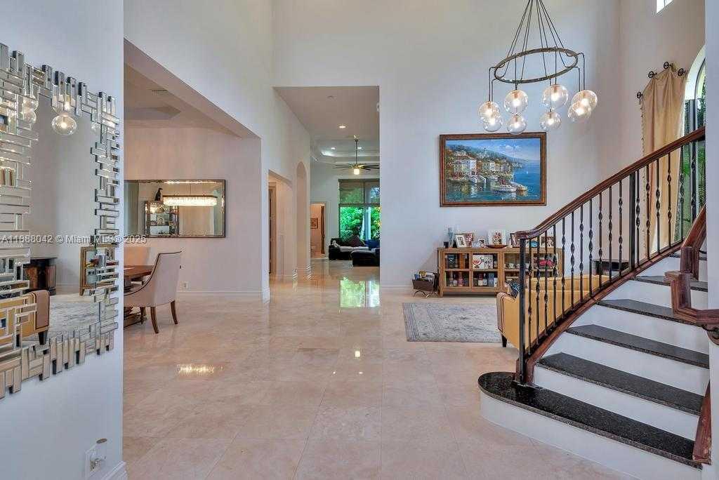 Small Image of 17931 LAKE AZURE WAY, Boca Raton Number 4