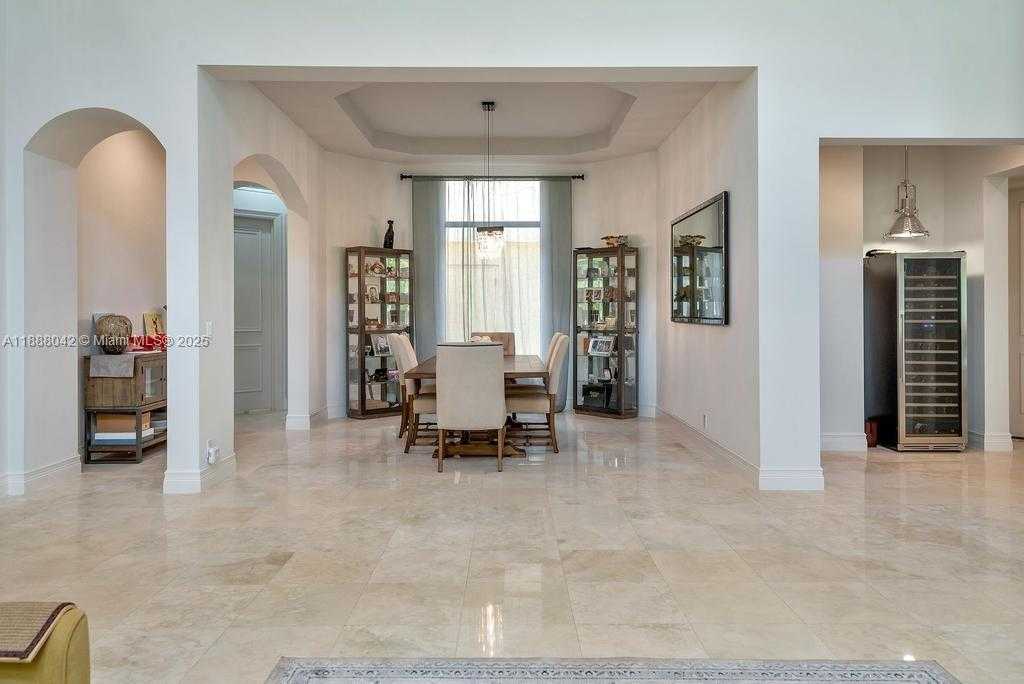 Small Image of 17931 LAKE AZURE WAY, Boca Raton Number 8