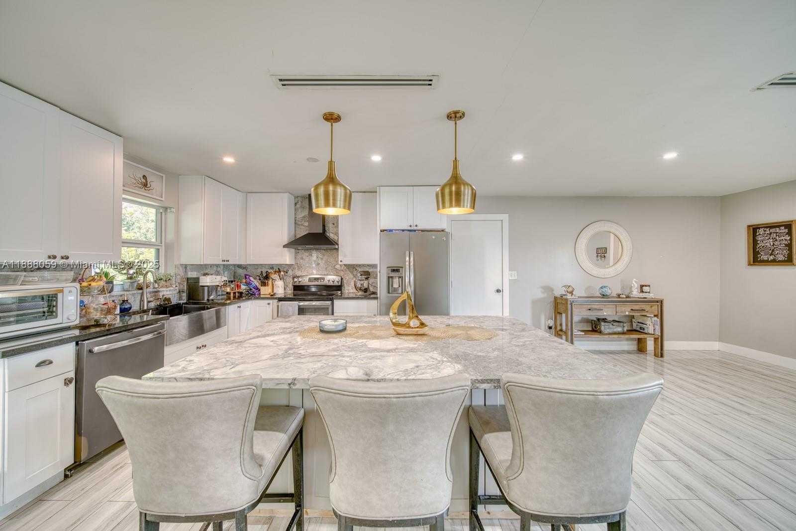 Small Image of 9104 SOUTH WEST 180TH ST, Palmetto Bay Number 5