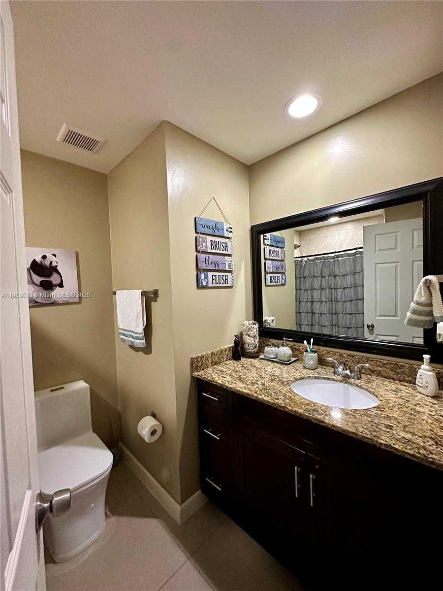 Small Image of 20461 SOUTH WEST 320TH ST, Homestead Number 12