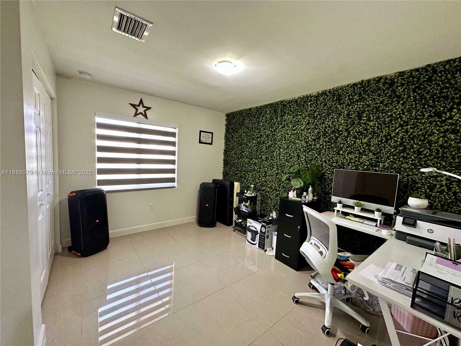 Small Image of 20461 SOUTH WEST 320TH ST, Homestead Number 21