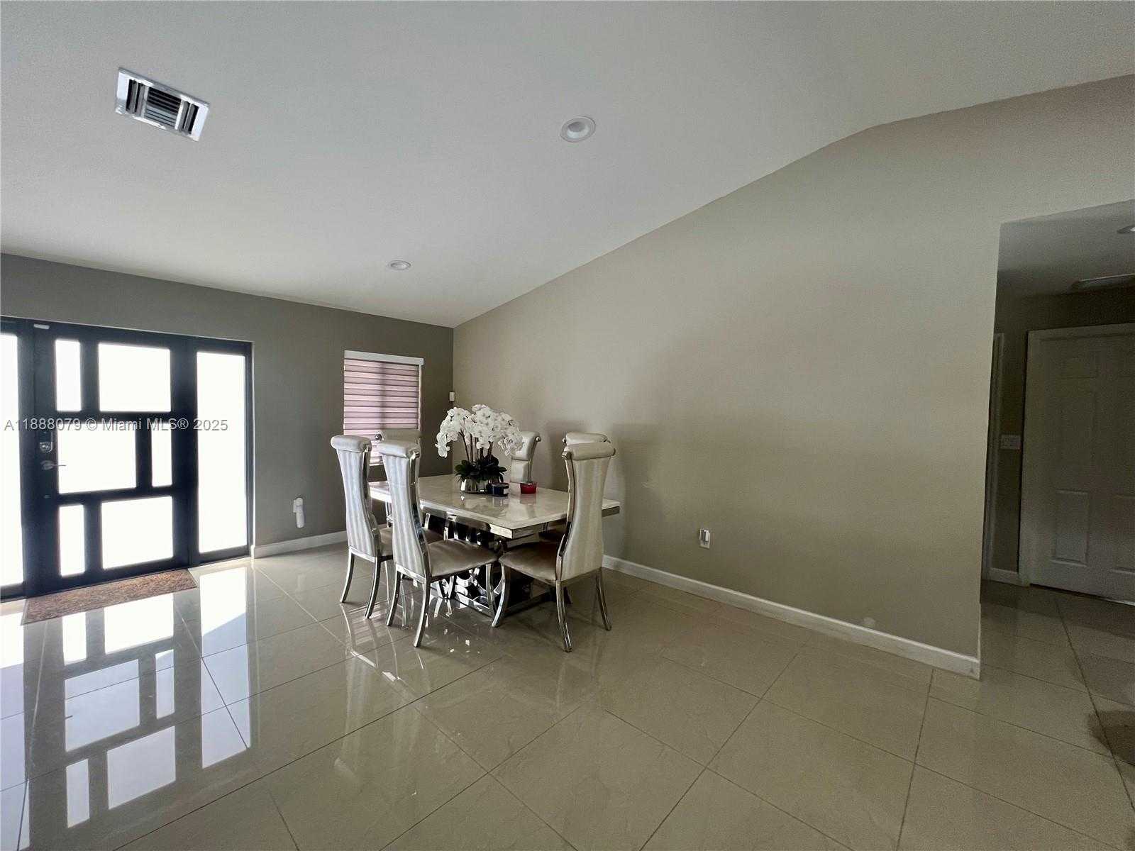 Small Image of 20461 SOUTH WEST 320TH ST, Homestead Number 3