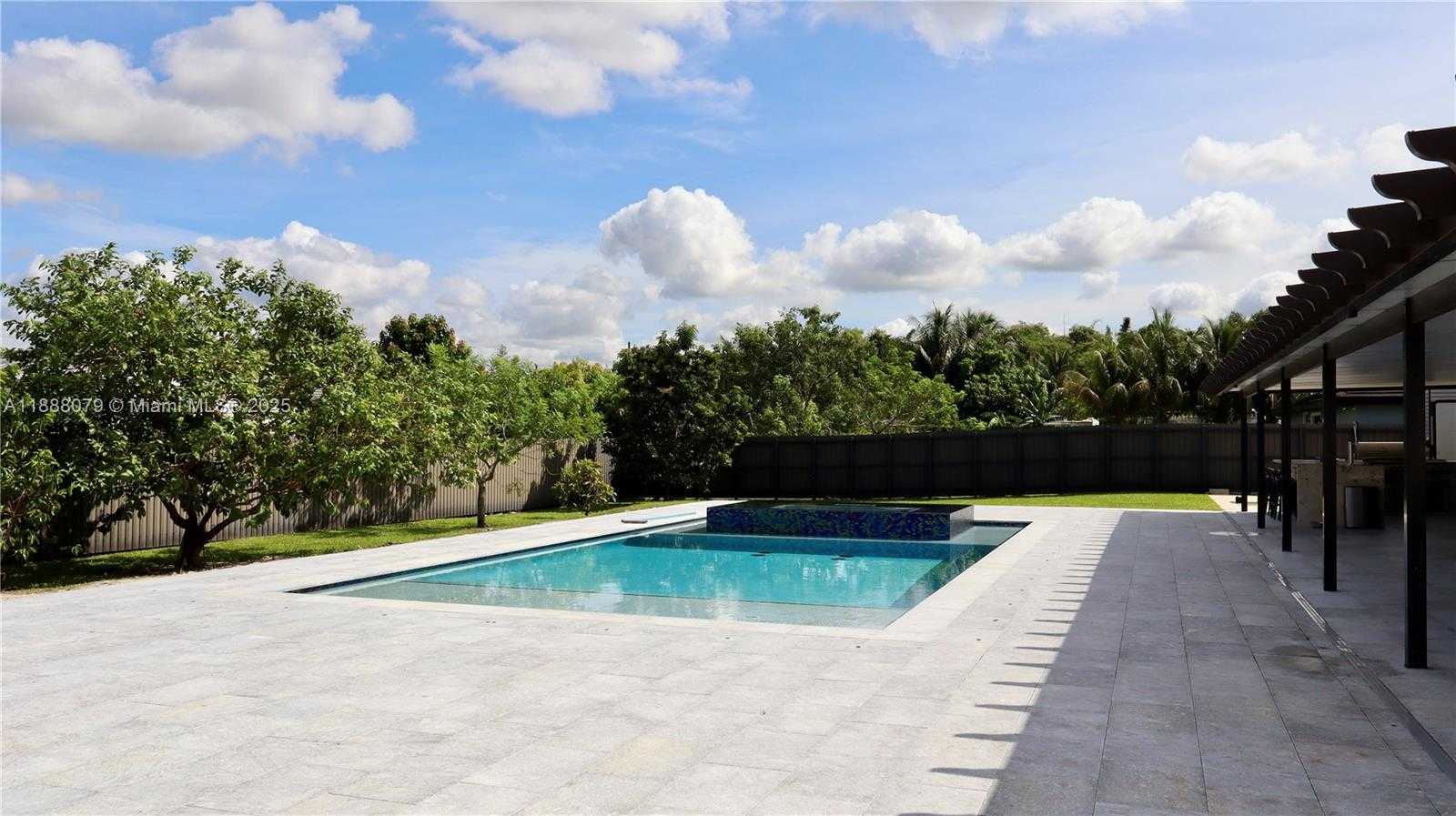 Small Image of 20461 SOUTH WEST 320TH ST, Homestead Number 42