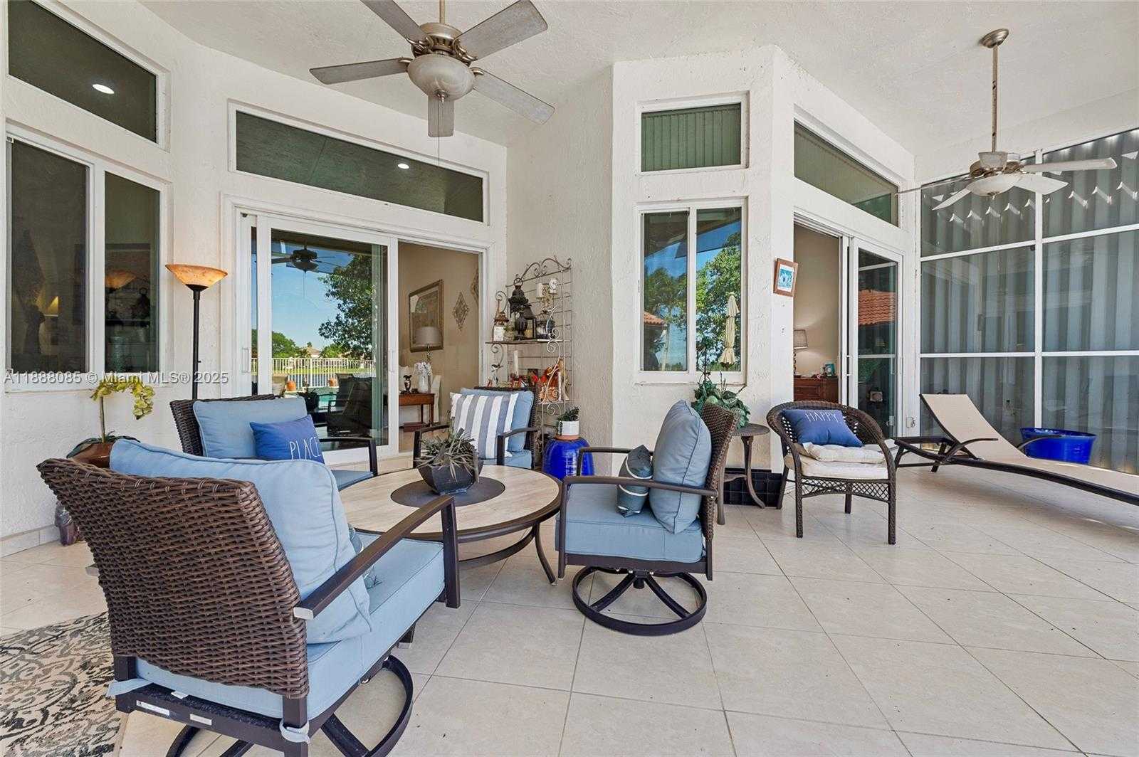 Small Image of 805 LAKE BLVD, Weston Number 23
