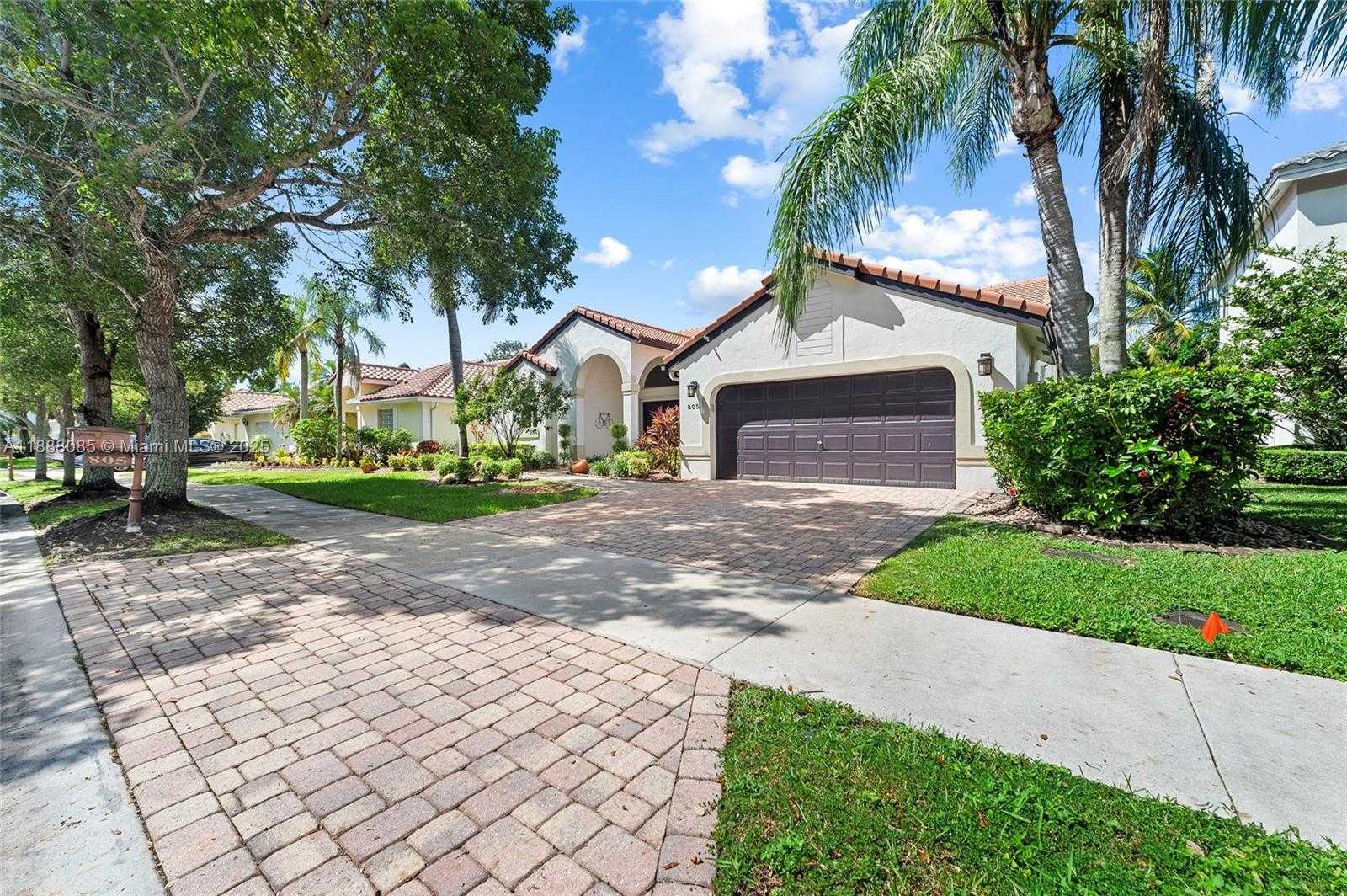 Small Image of 805 LAKE BLVD, Weston Number 30