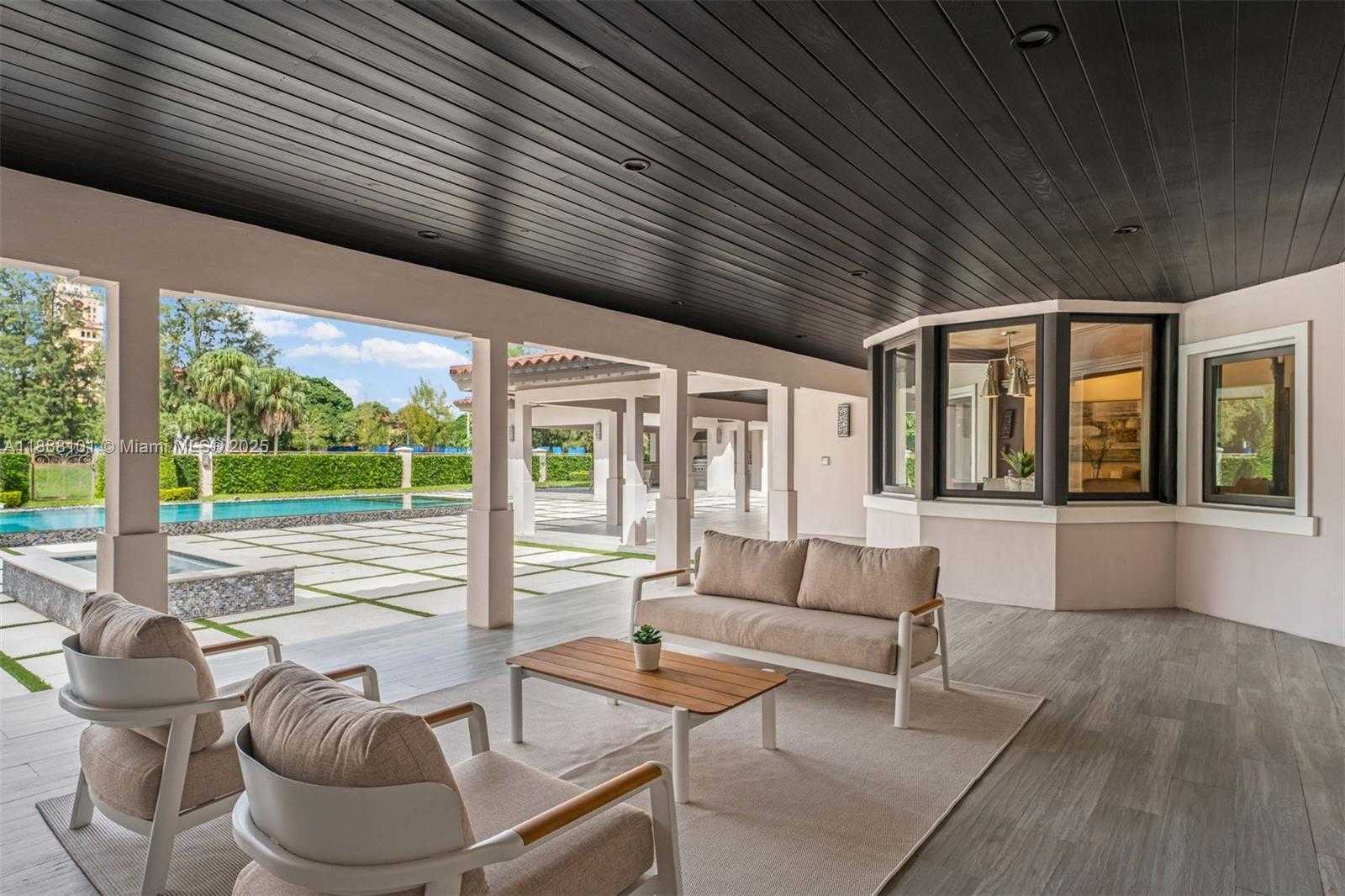 Small Image of 3310 GRANADA BLVD, Coral Gables Number 13