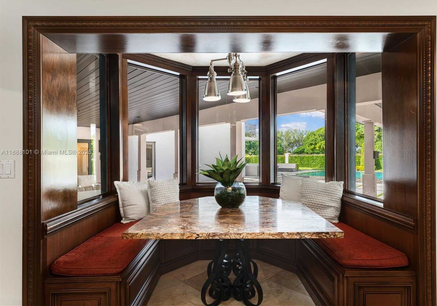 Small Image of 3310 GRANADA BLVD, Coral Gables Number 8