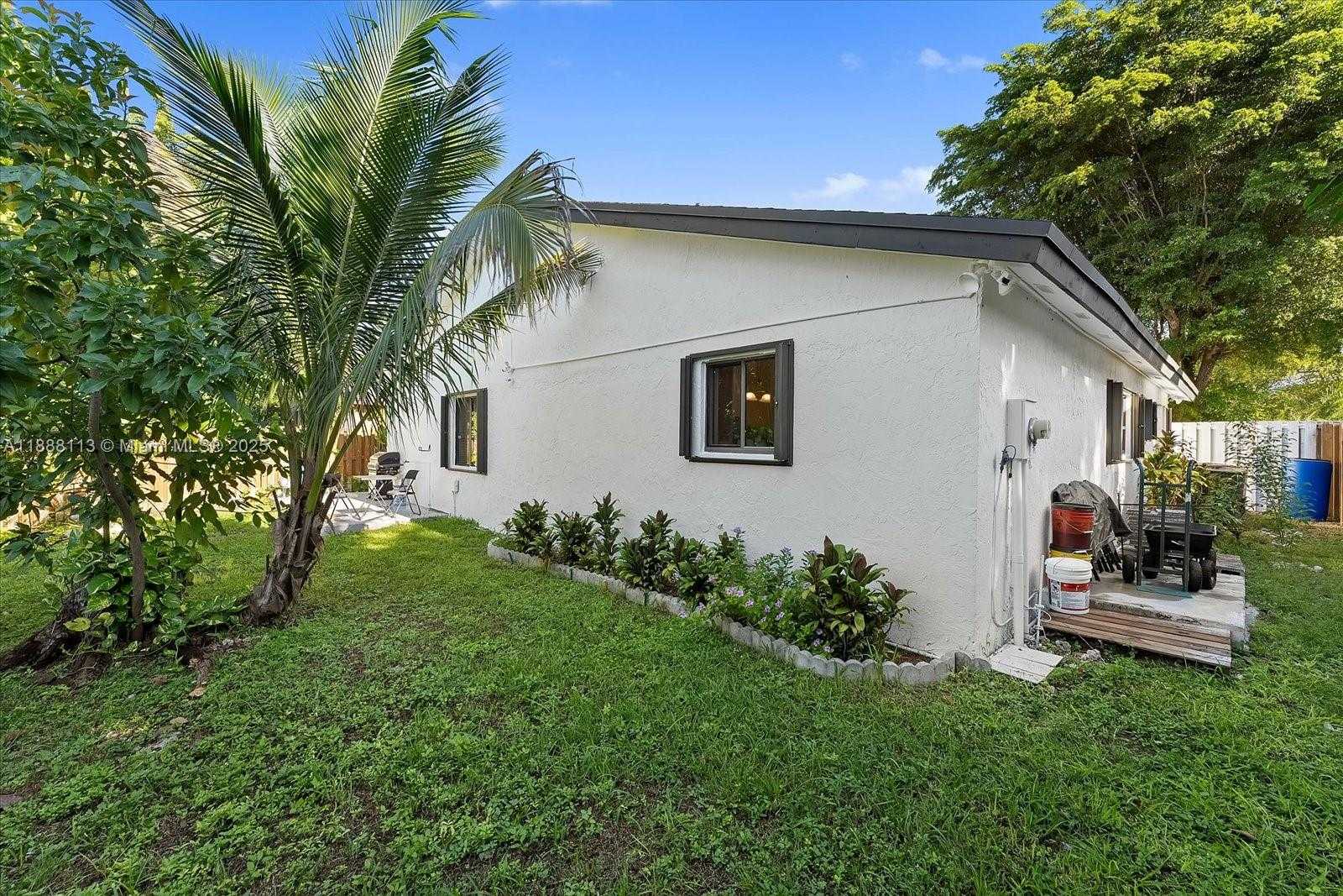 Small Image of 13556 SOUTH WEST 285TH TER, Homestead Number 22