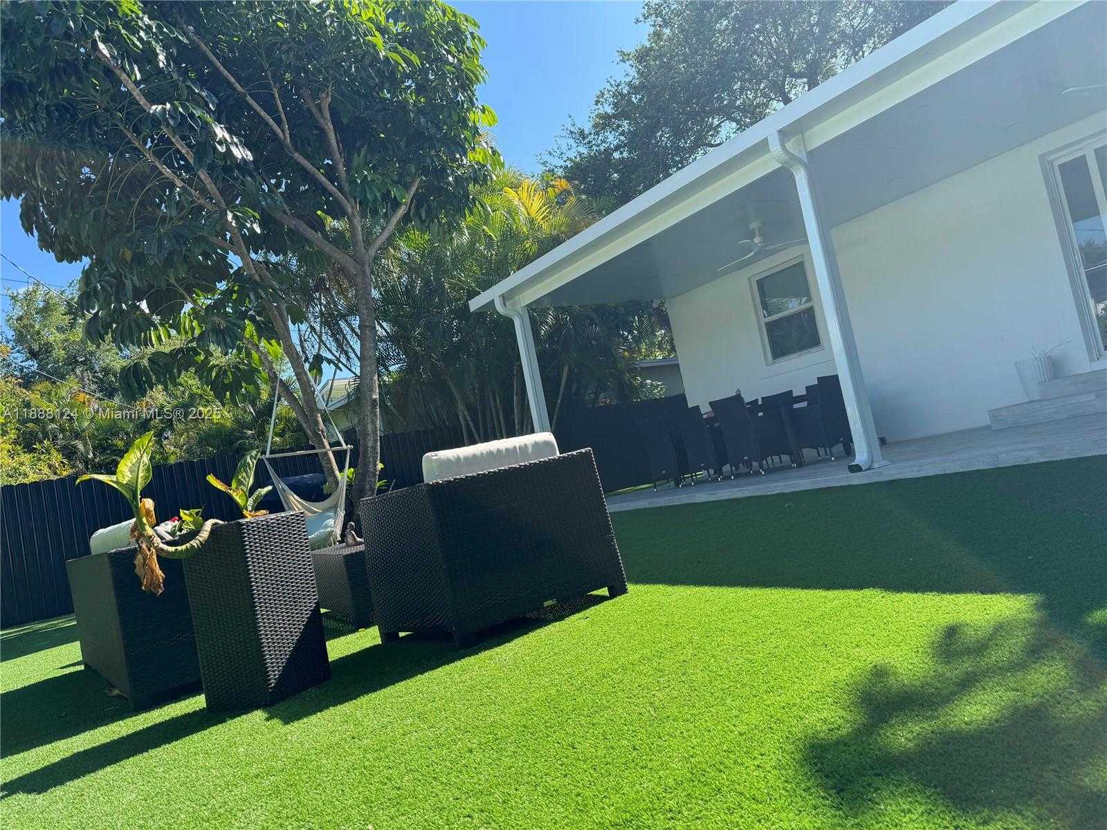 Small Image of 1000 NORTH EAST 134TH ST, North Miami Number 6
