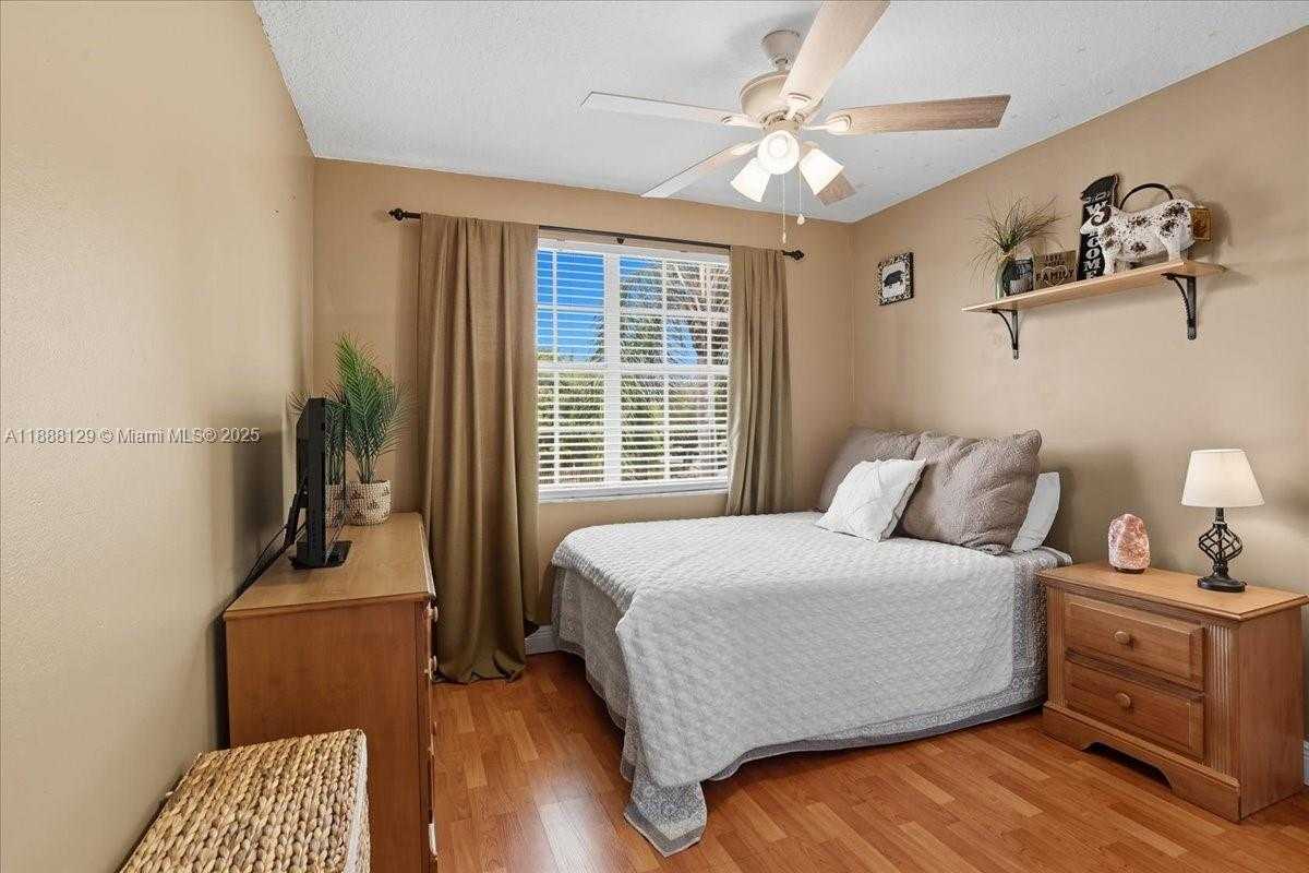 Small Image of 11230 SOUTH WEST 59TH PL, Cooper City Number 28