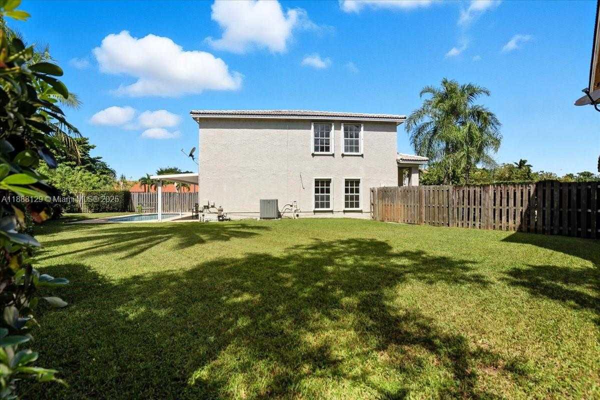 Small Image of 11230 SOUTH WEST 59TH PL, Cooper City Number 38