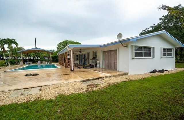 Small Image of 19390 SOUTH WEST 232ND ST, Miami Number 8