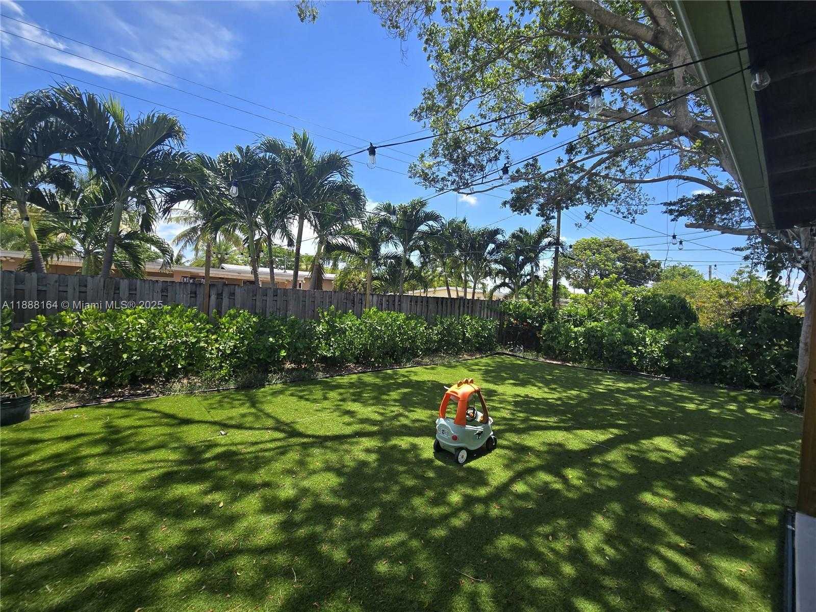Small Image of 5240 NORTH EAST 16TH TER, Pompano Beach Number 28