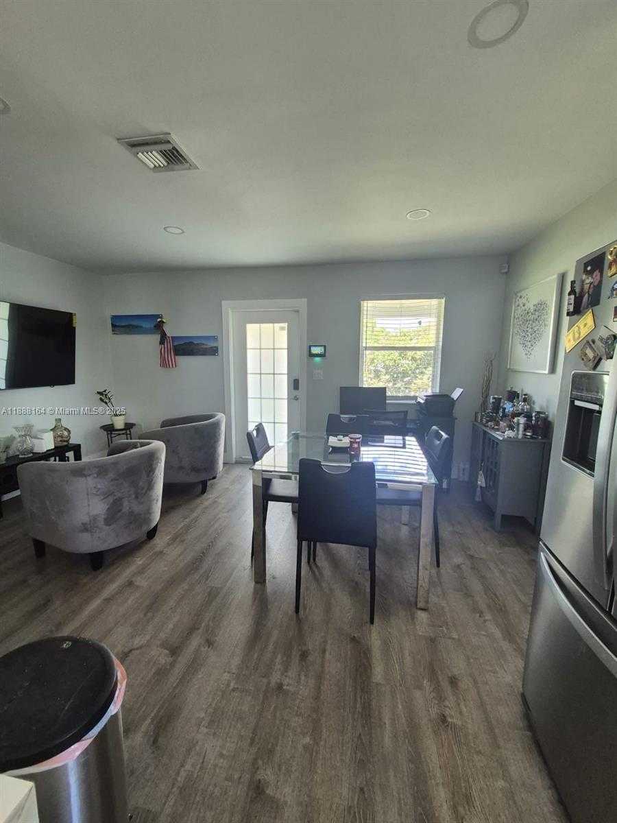 Small Image of 5240 NORTH EAST 16TH TER, Pompano Beach Number 7