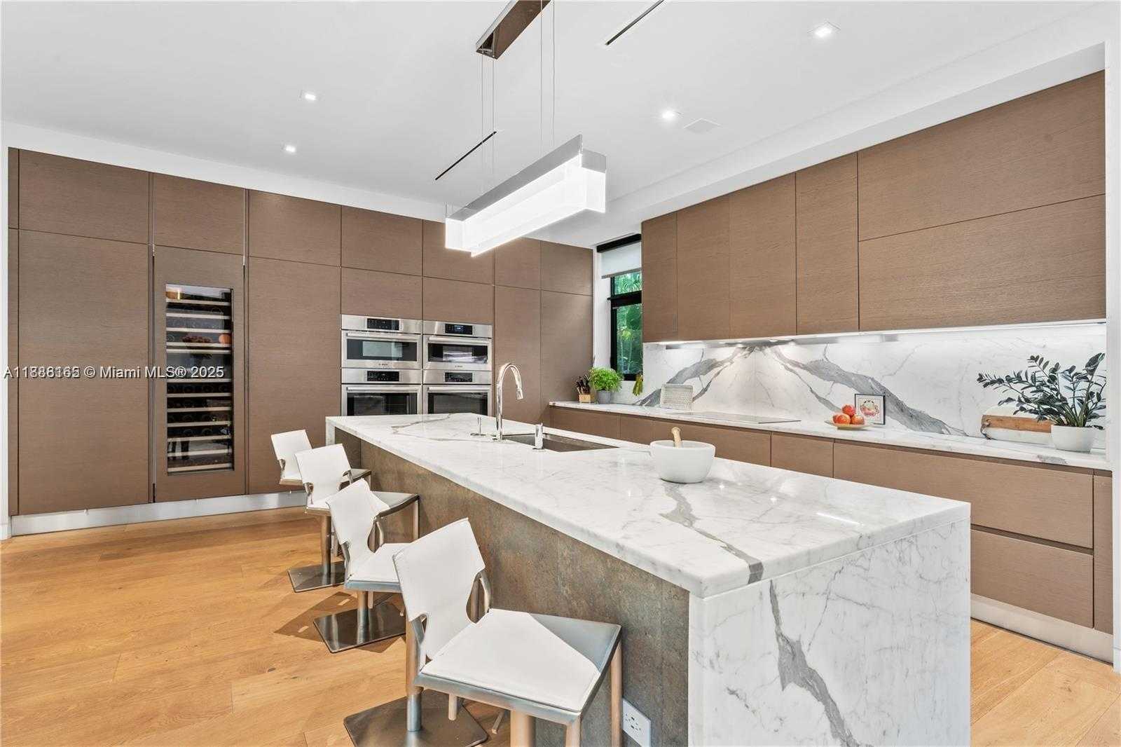 Small Image of 2803 CRYSTAL CT, Coconut Grove Number 10