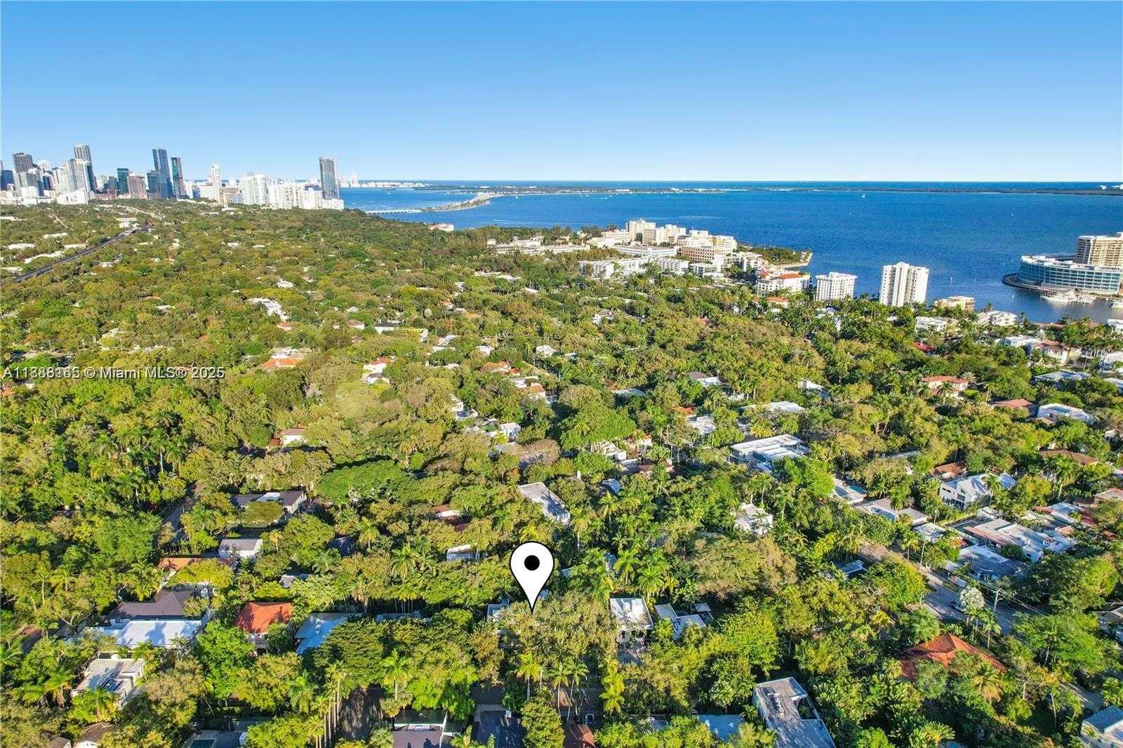 Small Image of 2803 CRYSTAL CT, Coconut Grove Number 17