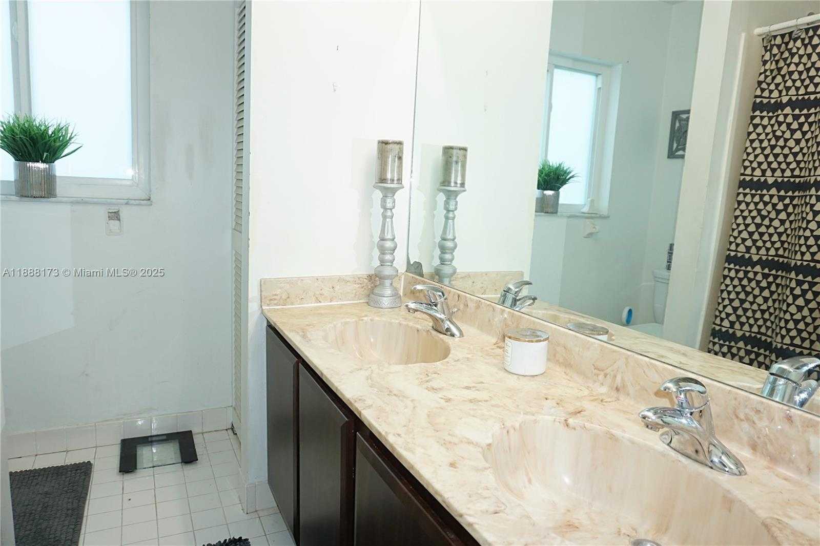Small Image of 7952 NORTH WEST 51ST CT, Lauderhill Number 14