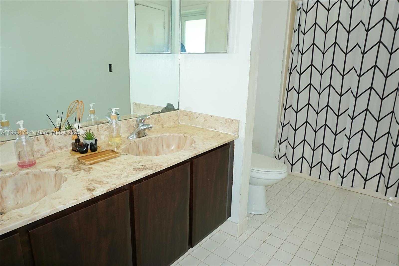Small Image of 7952 NORTH WEST 51ST CT, Lauderhill Number 20