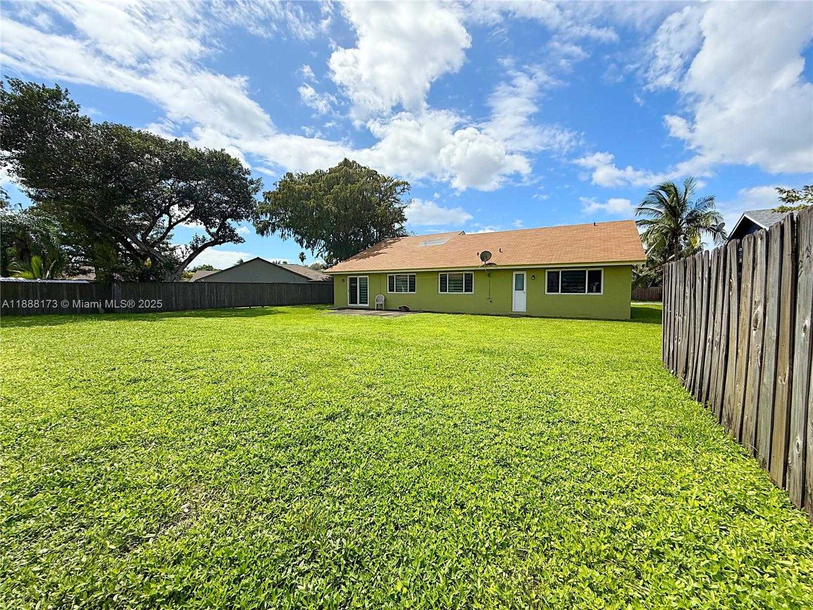 Small Image of 7952 NORTH WEST 51ST CT, Lauderhill Number 9