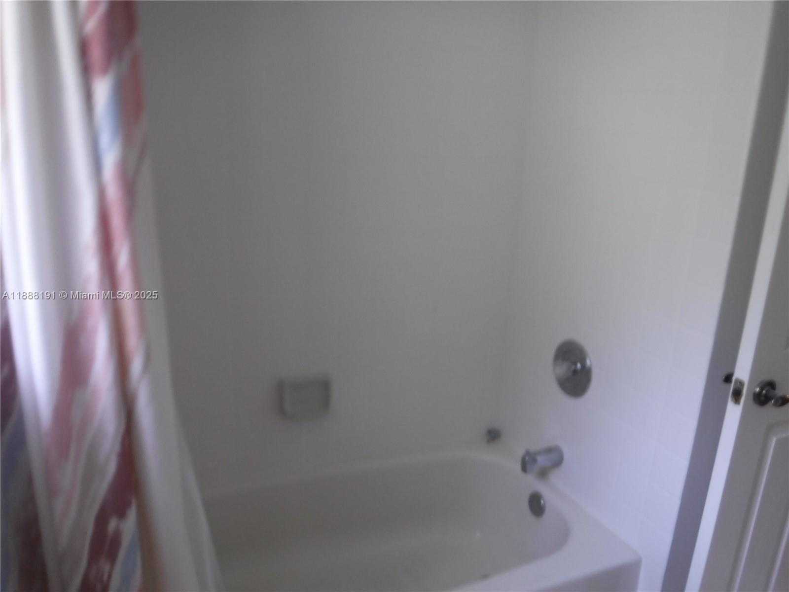 Small Image of 10889 SOUTH WEST 149TH PL, Miami Number 26