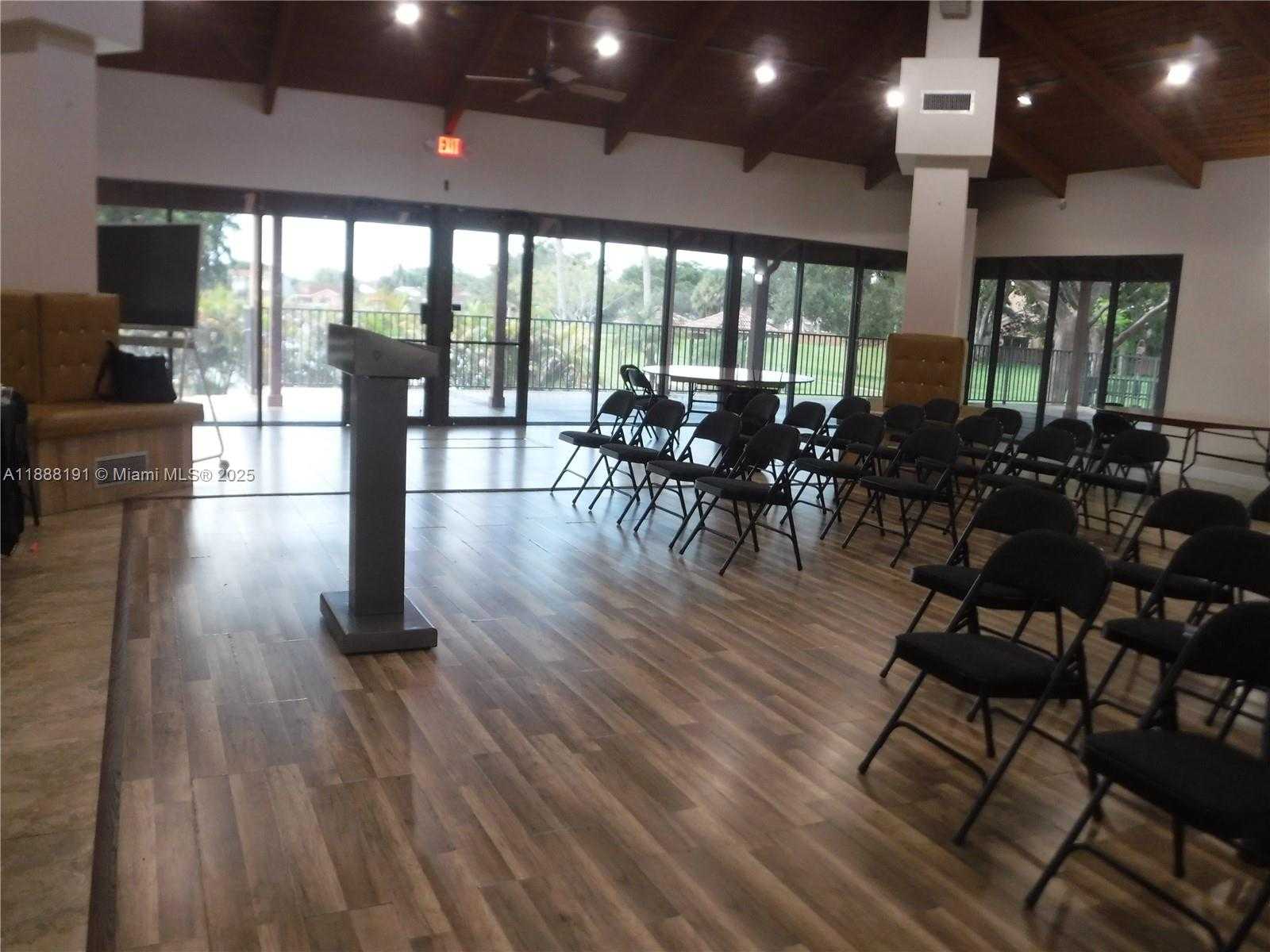 Small Image of 10889 SOUTH WEST 149TH PL, Miami Number 40
