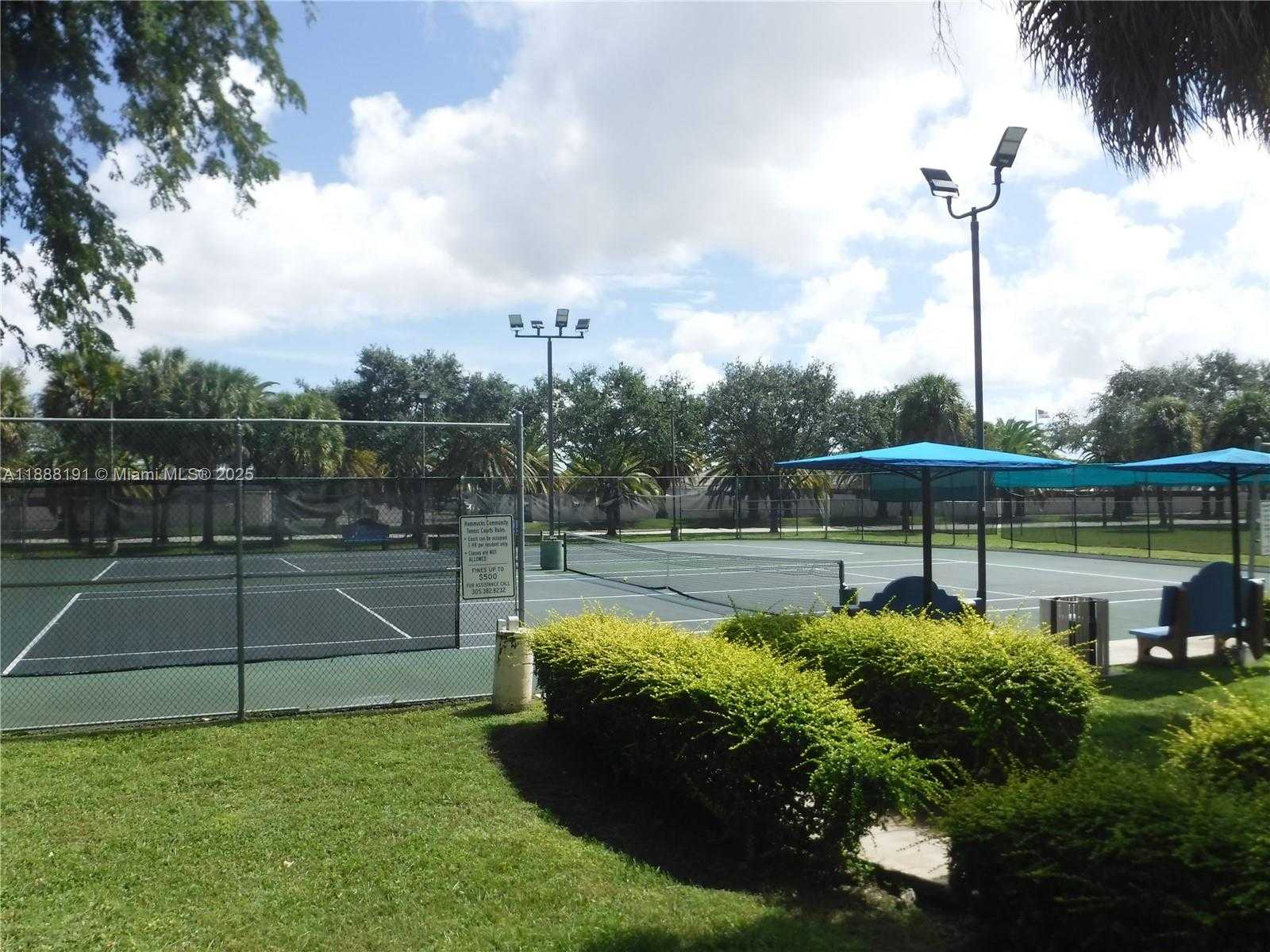 Small Image of 10889 SOUTH WEST 149TH PL, Miami Number 44