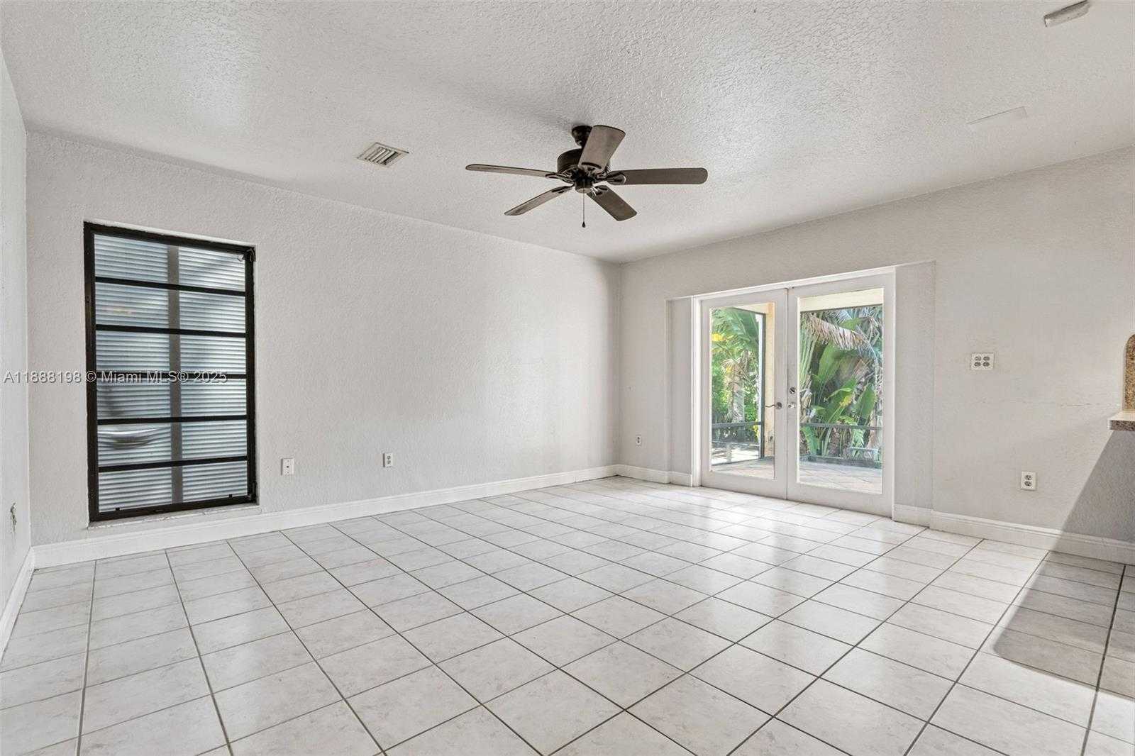 Small Image of 17900 SOUTH WEST 83RD AVE, Palmetto Bay Number 16