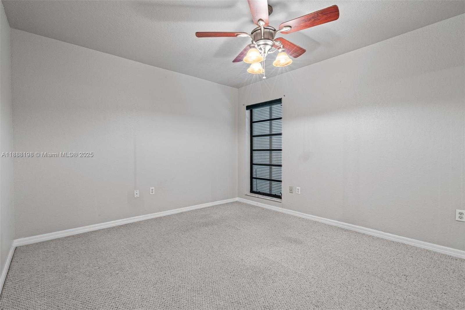 Small Image of 17900 SOUTH WEST 83RD AVE, Palmetto Bay Number 29