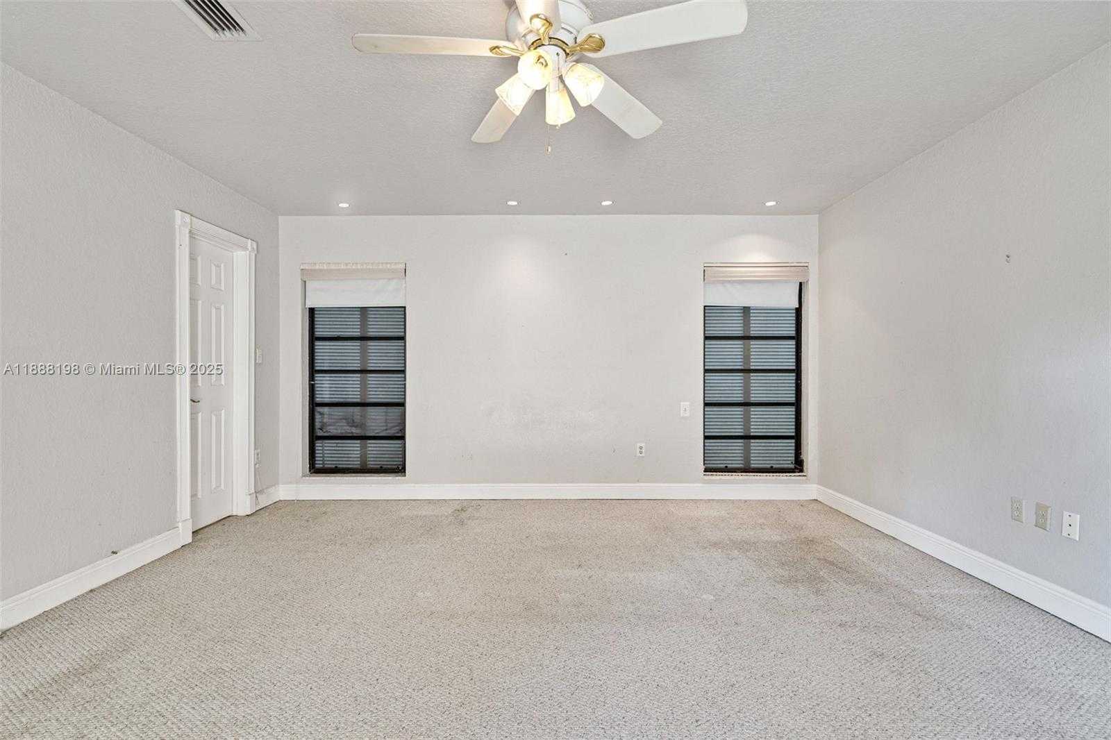 Small Image of 17900 SOUTH WEST 83RD AVE, Palmetto Bay Number 41