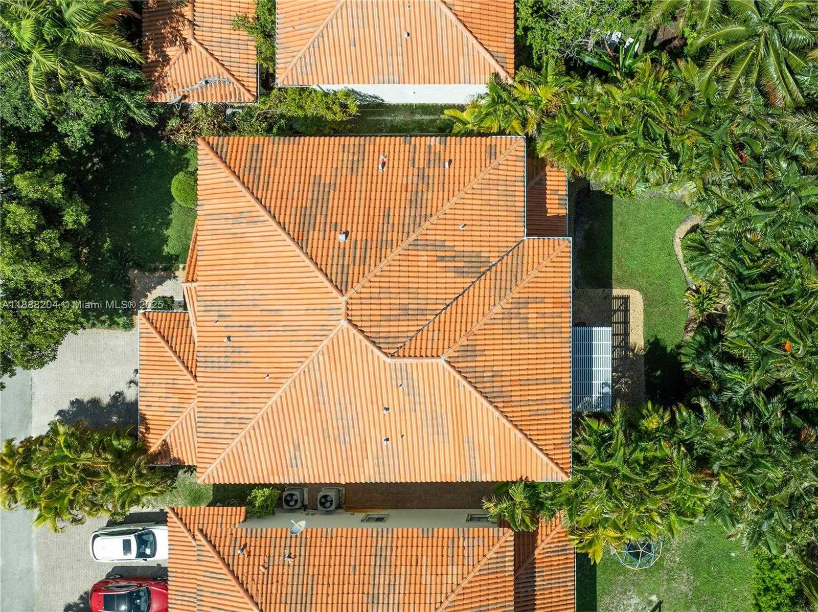 Small Image of 7665 SOUTH WEST 193RD LN, Cutler Bay Number 38
